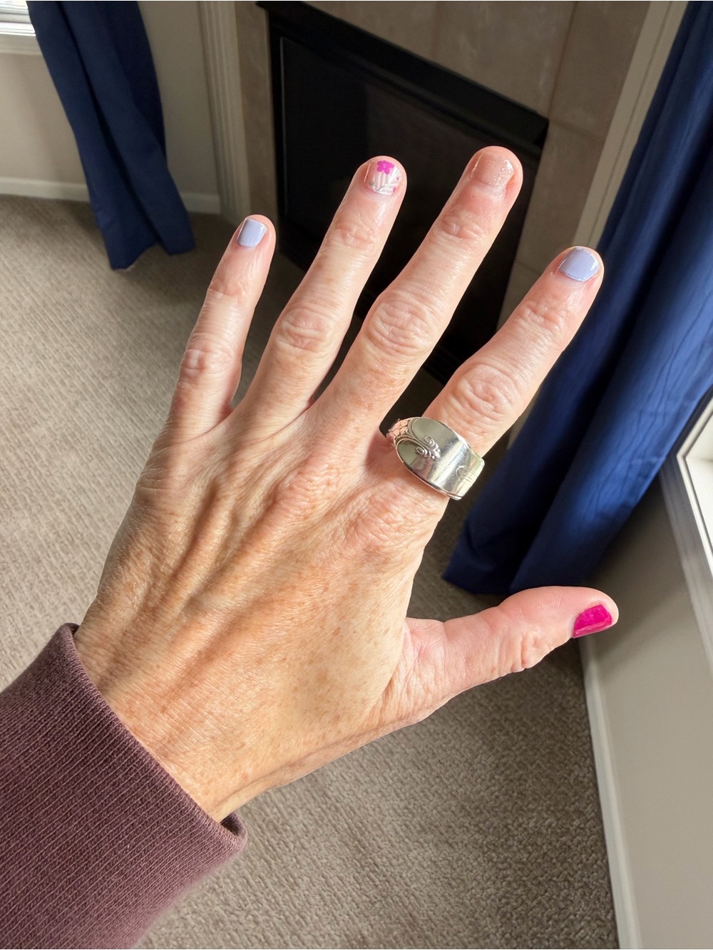 D Engraved Spoon Ring - Picture 6 of 11